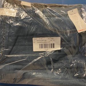 Women’s Plus Size Flexi-Fit Denim Capris